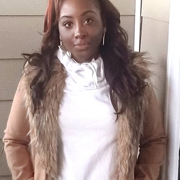 Jackets & Blazers - Trench Coat with Faux Fur